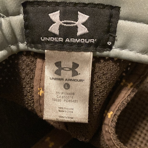 2 Under Armour men’s baseball caps, size large - Picture 9 of 9